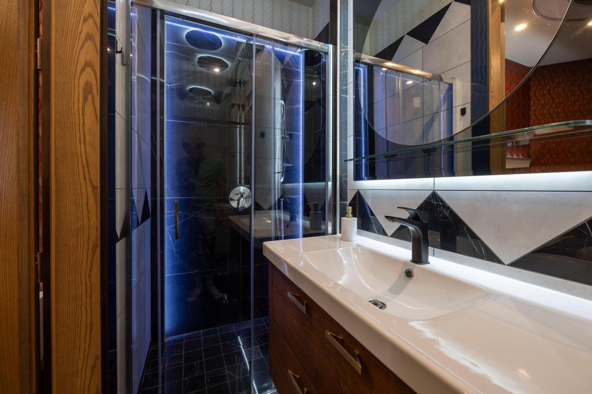 Luxury Royal Central Apartment By Prestige Homes Budapest Exterior photo